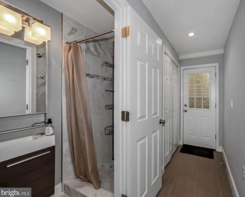 1783 Lyman Pl, Washington DC 20002-3007 exterior