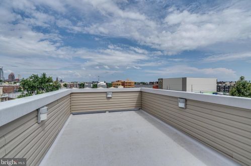 1012 24 St, Philadelphia PA 19146-2446 exterior