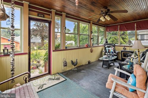 308 River Ave, Point Pleasant Beach NJ 08742-4313 exterior