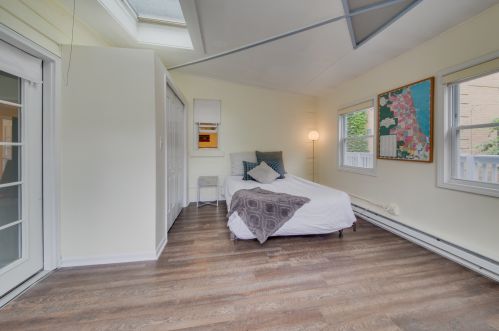 6553 Tahoma Ave, Chicago IL 60646-1134 exterior