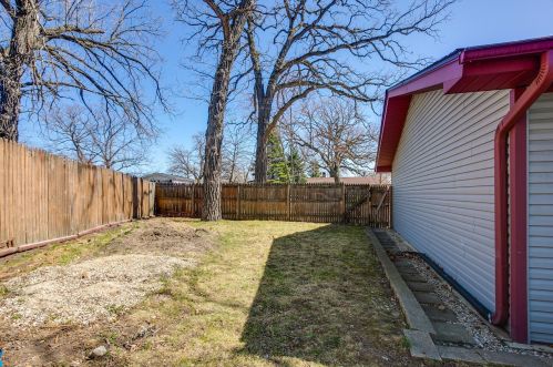 3420 Stonegate Rd, Waukegan IL 60087-1409 exterior