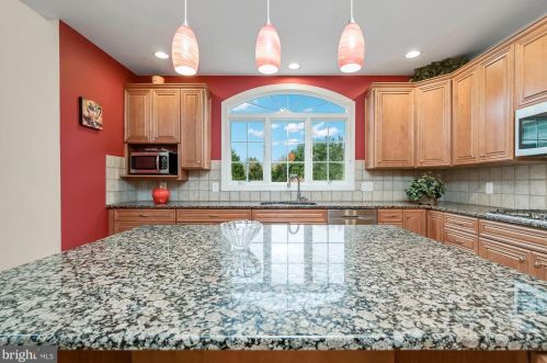 11704 Pindell Chase Dr, Fulton MD 20759-9704 exterior