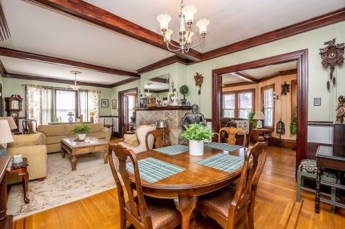 180 Wood Ave, Woonsocket RI 02895-2131 exterior