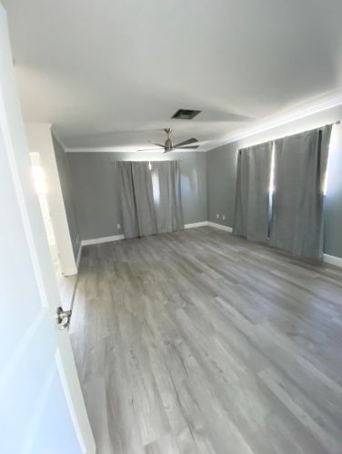 1117 Airoso Blvd, Fort Pierce FL  34983-2552 exterior