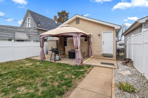 4748 Hamburg Ave, Saint Louis MO 63123-4804 exterior