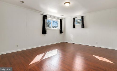 4216 Landgreen St, Rockville MD 20853-2731 exterior