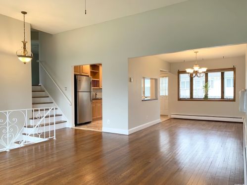 14 Glendale Dr, Huntington Station NY  11747-1208 exterior