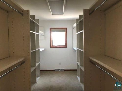 121 Gary St, Duluth MN 55808-1741 exterior