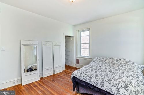 5219 Catharine St, Philadelphia PA 19143-2625 exterior