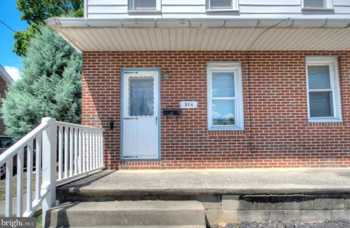 314 Main St, Pilesgrove NJ  08098-1309 exterior