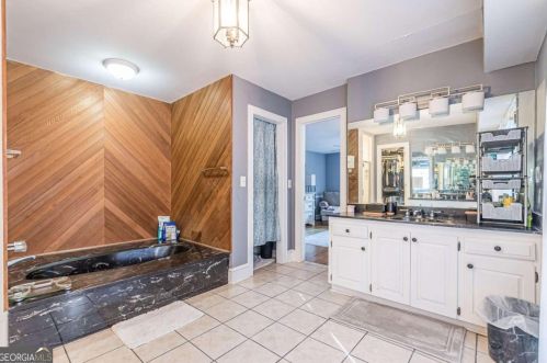 1620 Chevron Way, Atlanta GA  30350-4430 exterior