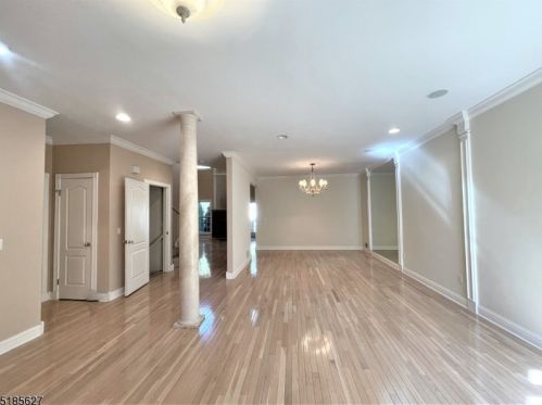 70 Winged Foot Dr, Livingston NJ  07039-8229 exterior