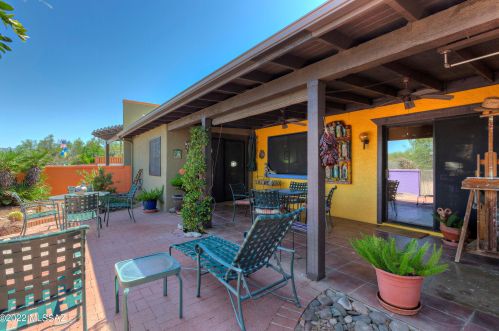 631 Los Opalos, Green Valley AZ 85614-2312 exterior