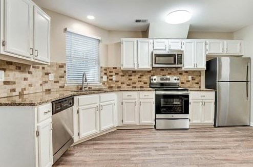 5521 Marbut Rd, Lithonia GA  30058-5574 exterior