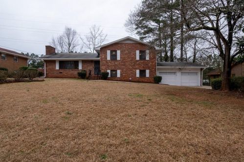 3687 Calmer Cir, Atlanta GA 30344-6011 exterior