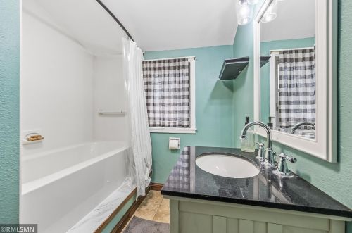 315 10 Ave, South Saint Paul MN 55075-2519 exterior