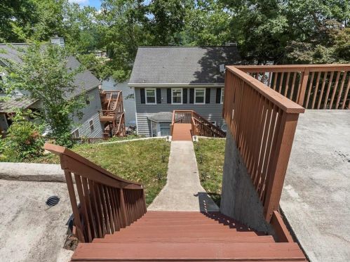 8474 Lake Dr, Lithonia GA  30039-6562 exterior