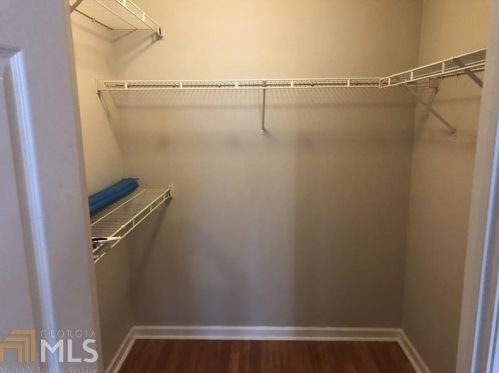 1387 Keys Crossing Dr, Atlanta GA  30319-4043 exterior