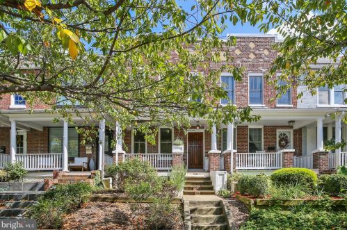 119 Peyton St, Alexandria VA  22314-2723 exterior