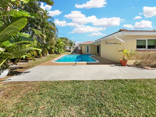 1599 4th St, Boca Raton FL  33486-3205 exterior