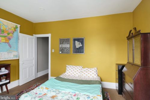 4731 Hazel Ave, Philadelphia PA  19143-2022 exterior