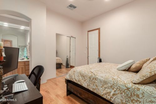 13816 18th St, Phoenix AZ 85022-2878 exterior