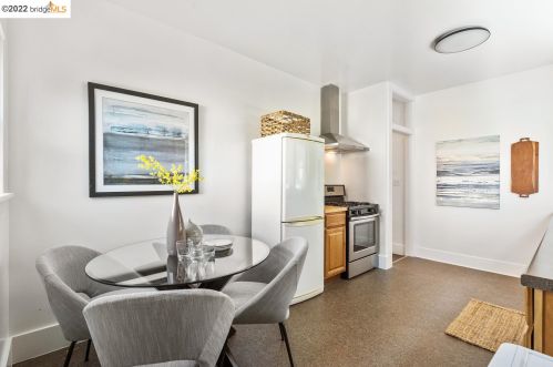 1247 Burnett St, Berkeley CA 94702-2436 exterior