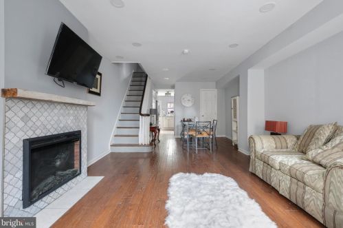 334 Cantrell St, Philadelphia PA  19148-3320 exterior