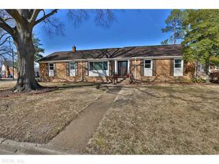 444 Clemson Ave, Chesapeake, VA 23324-1661