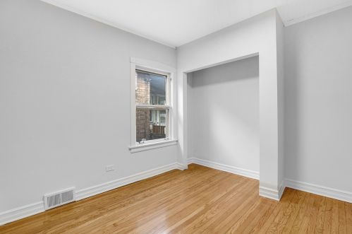 1837 Nagle Ave, Chicago IL  60707-4022 exterior