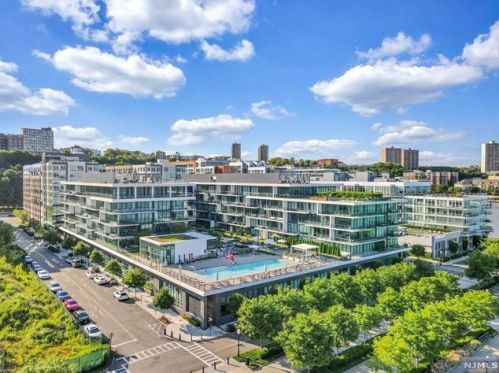 1200 Ave At Port Imperial Blvd, Union City NJ 07086 exterior