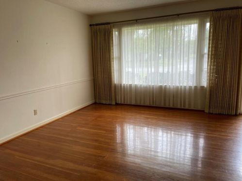 1718 Dartmouth Ave, Austin TX 78757-1314 exterior