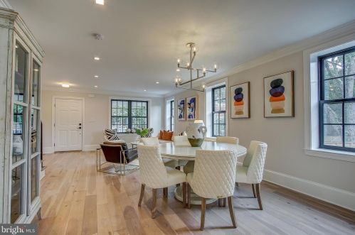 2440 Huidekoper Pl, Washington DC  20007-1826 exterior