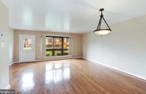 1758 Westwind Way, Mc Lean VA 22102-1612 exterior