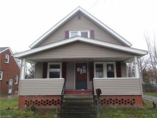 821 236th St, Cleveland OH  44123-2517 exterior
