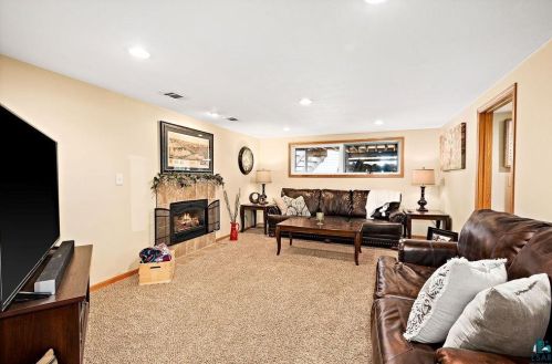 608 Glenwood St, Duluth MN 55804-1625 exterior