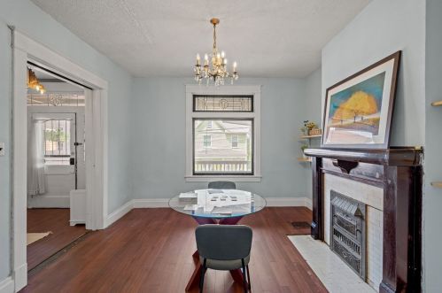 7706 Cannon St, Pittsburgh PA  15218-2109 exterior