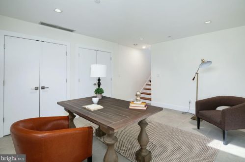 1304 20 St, Philadelphia PA 19140-5810 exterior