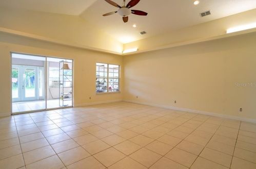 28 Pierce Ave, Orlando FL 32809-4957 exterior