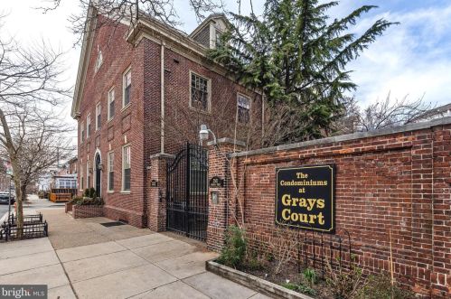 2501 Christian St, Philadelphia PA  19146-2322 exterior