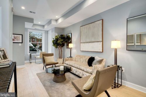 1511 4th St, Washington DC  20001-1905 exterior