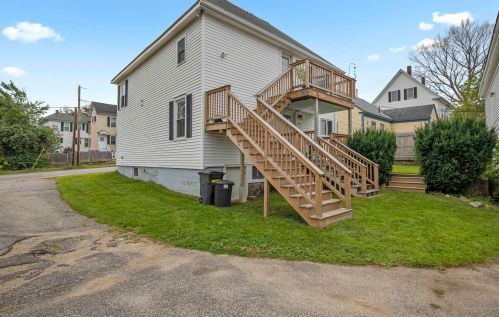 8 Cushing St, Mere Point ME  04011-1801 exterior