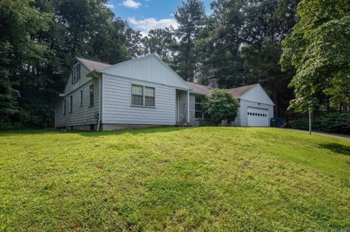 155 Crestwood Rd, Torrington CT 06790-4033 exterior