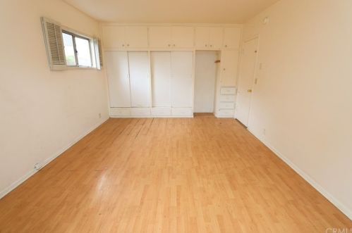 215 Princeton Ave, Fullerton CA 92831-3818 exterior