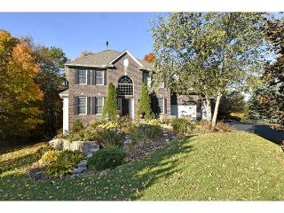 965 Weston Ridge Pkwy, Chaska, MN 55318-1292