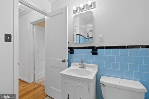 7902 Ashton St, Alexandria VA 22309-1341 exterior