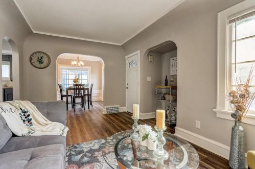 5808 38th St, Milwaukee WI  53209-4024 exterior