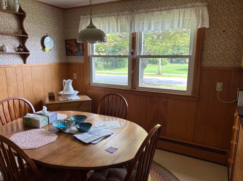 90 Community Dr, Concord NH 03303-1407 exterior