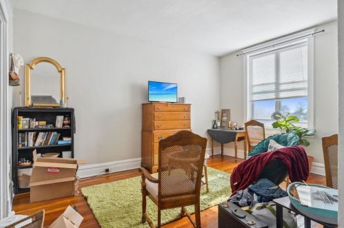 4975 Arsenal St, Saint Louis MO 63139-1401 exterior