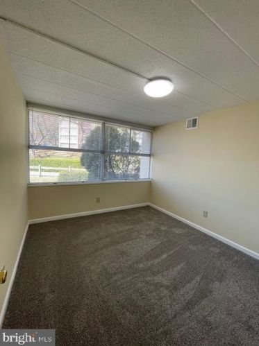 9203 New Hampshire Ave, Silver Spring MD 20903-3628 exterior